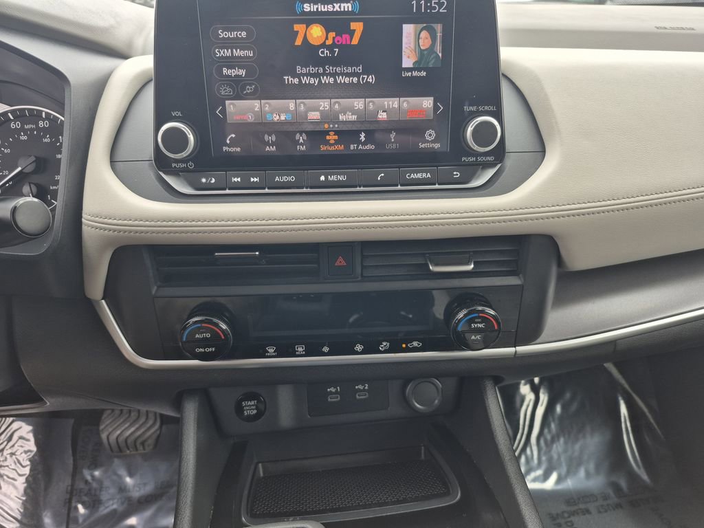 2025 Nissan Rogue SV