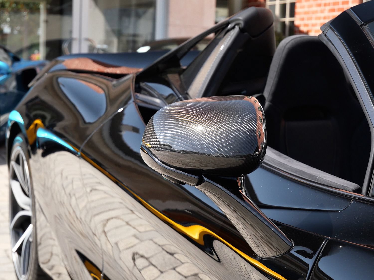 Used 2019 McLaren 720S Performance photo 18