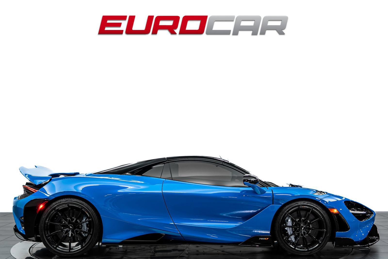 Used 2022 McLaren 765LT photo 7
