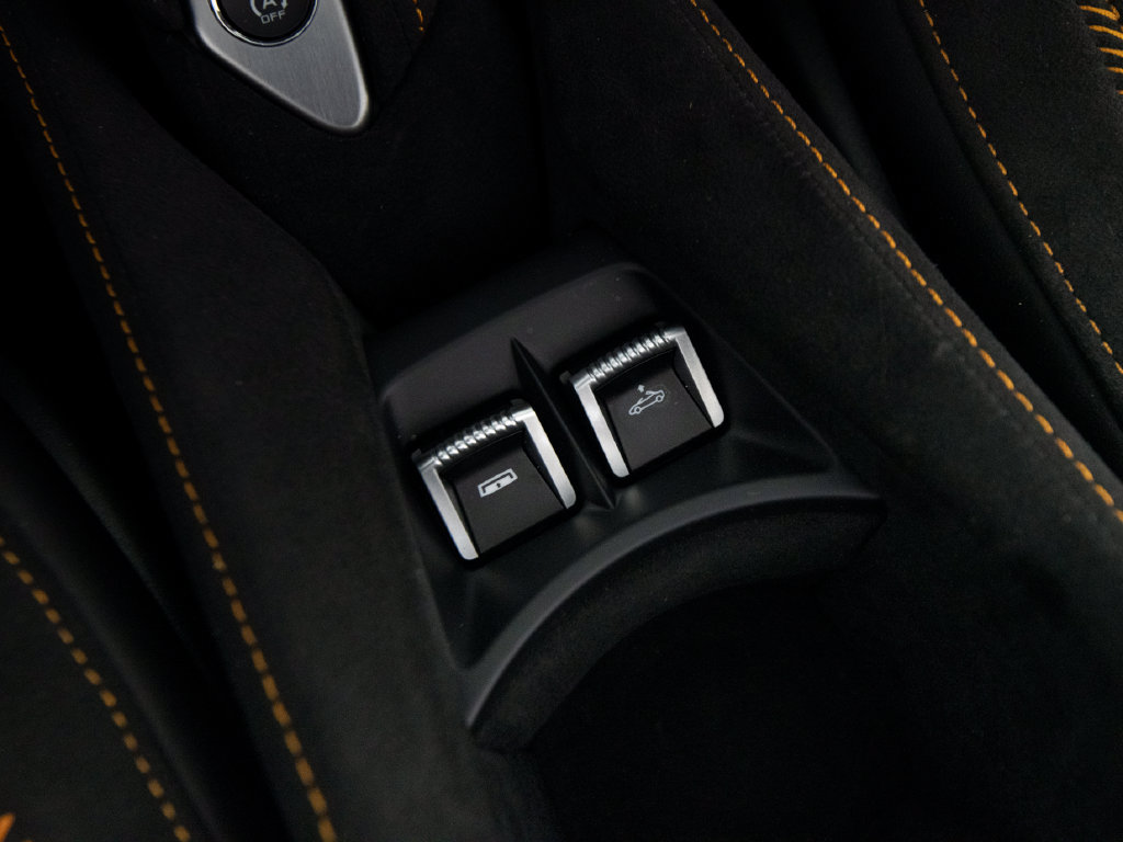 Used 2024 McLaren 750S Spider photo 29