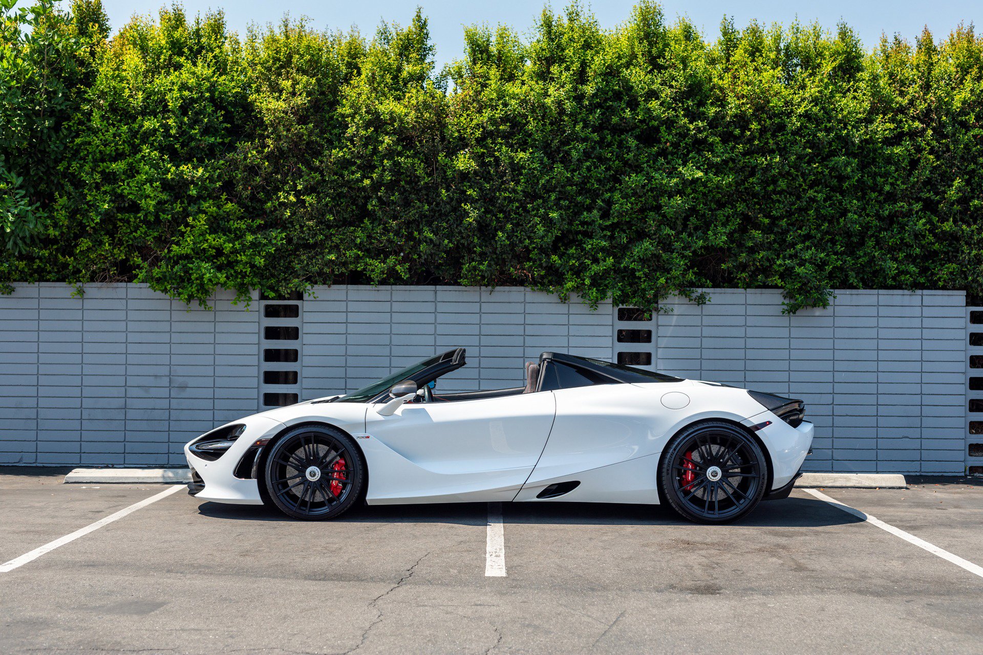 Used 2020 McLaren 720S Performance photo 36