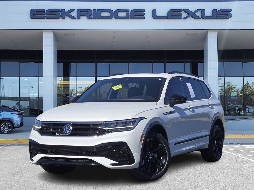 2024 Volkswagen Tiguan SE R-Line Black