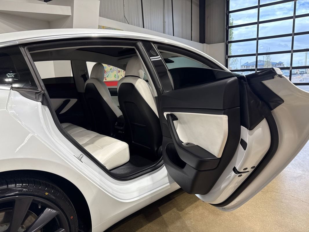 2020 Tesla Model 3 Performance