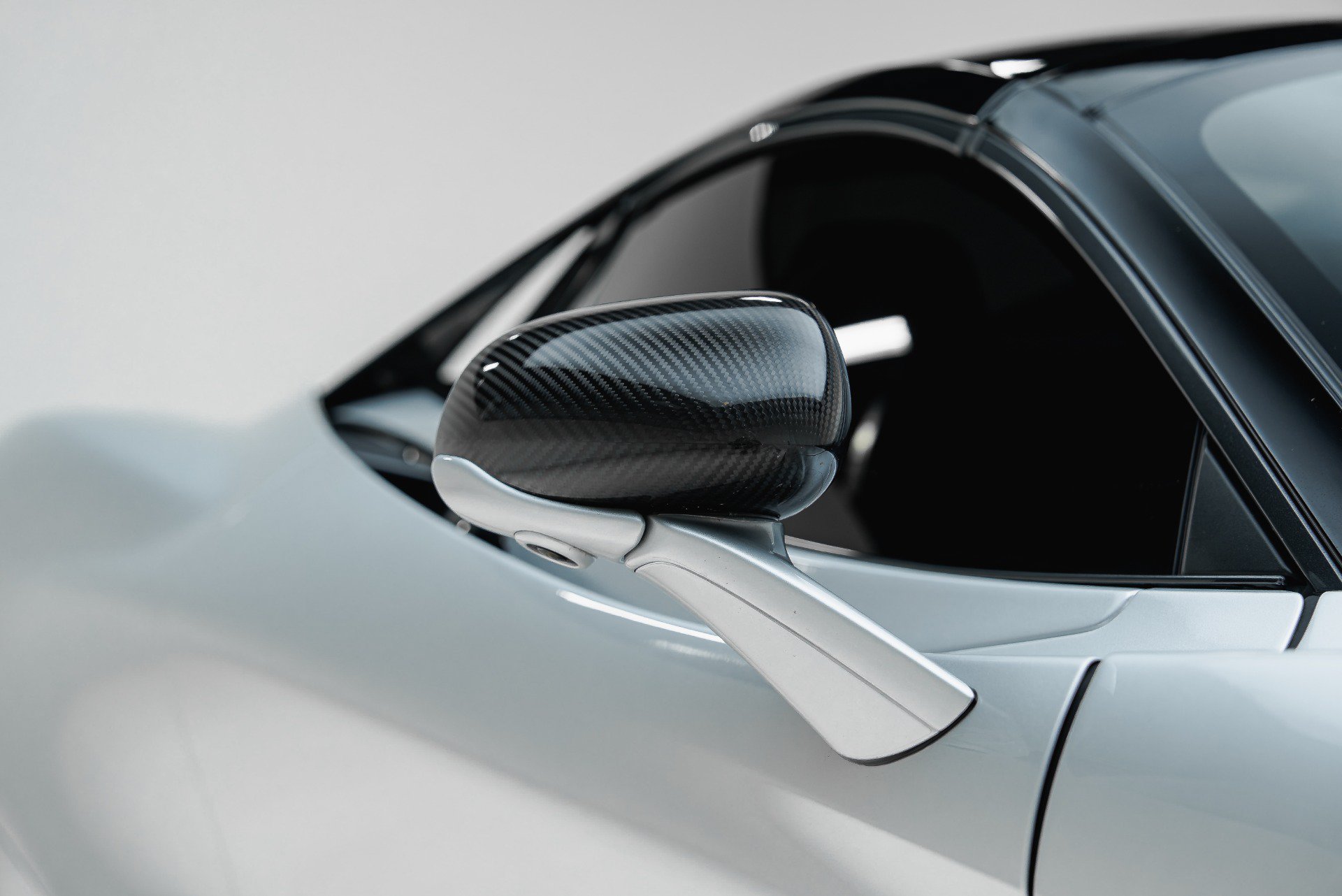 Used 2021 McLaren 720S Performance photo 27
