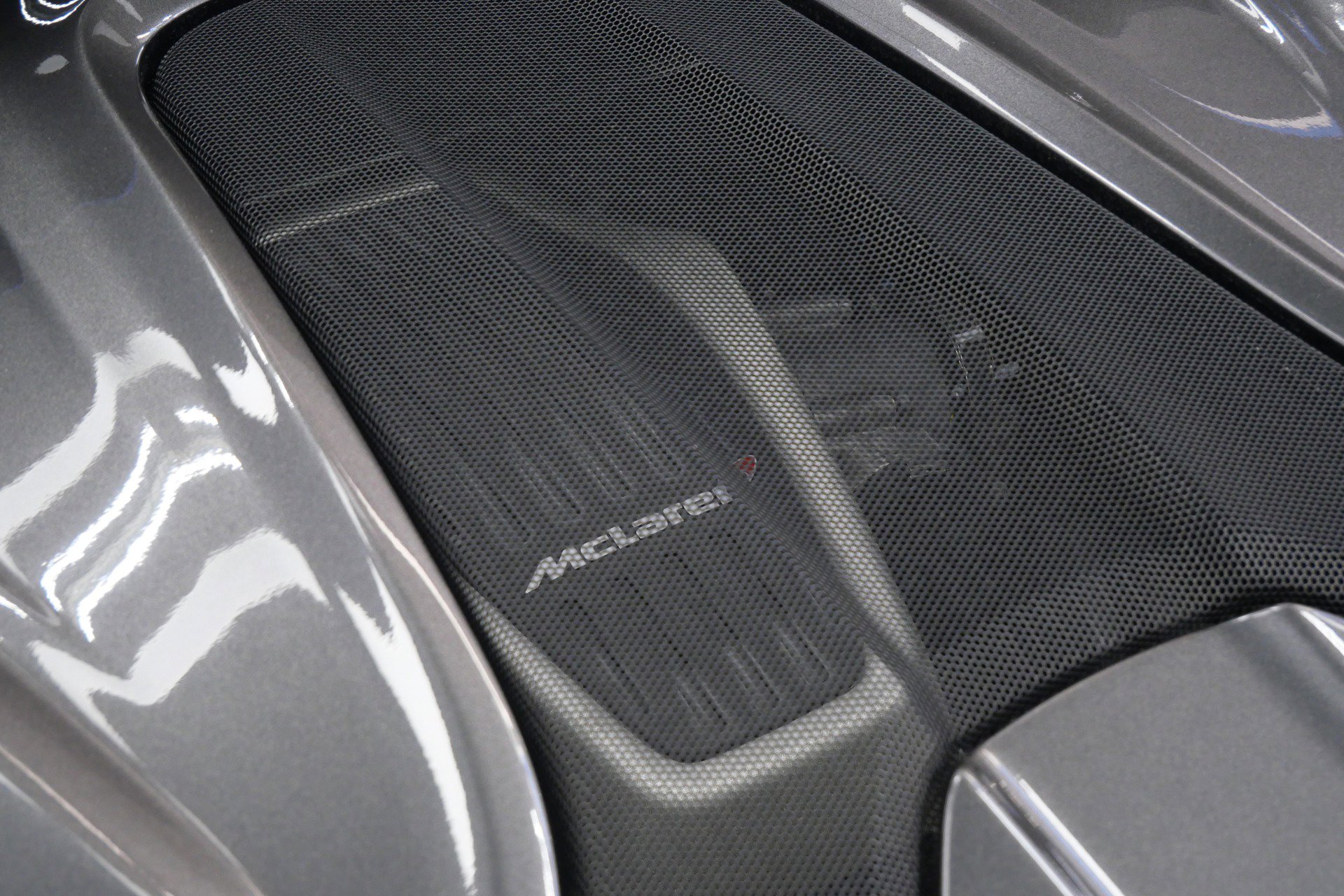 Used 2019 McLaren 600LT photo 12