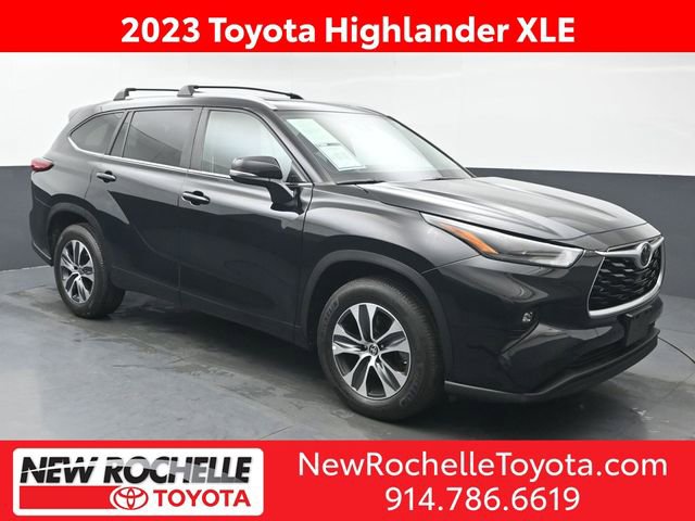 Used 2023 Toyota Highlander XLE