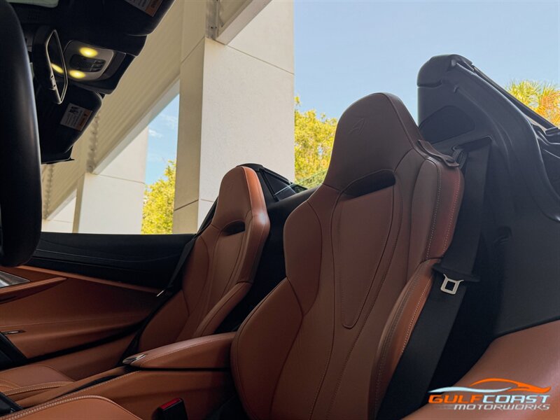 Used 2022 McLaren 720S Spider photo 26