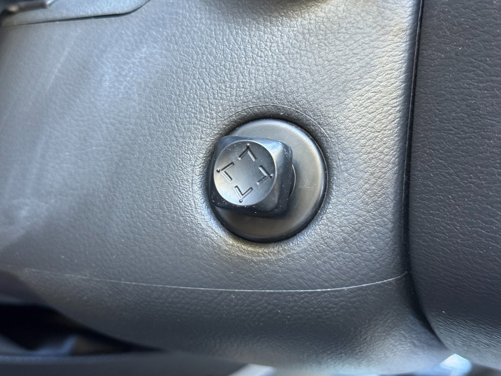 2016 Nissan Titan SL