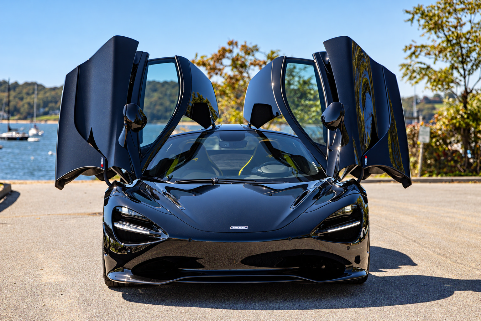 Used 2024 McLaren 750S photo 35