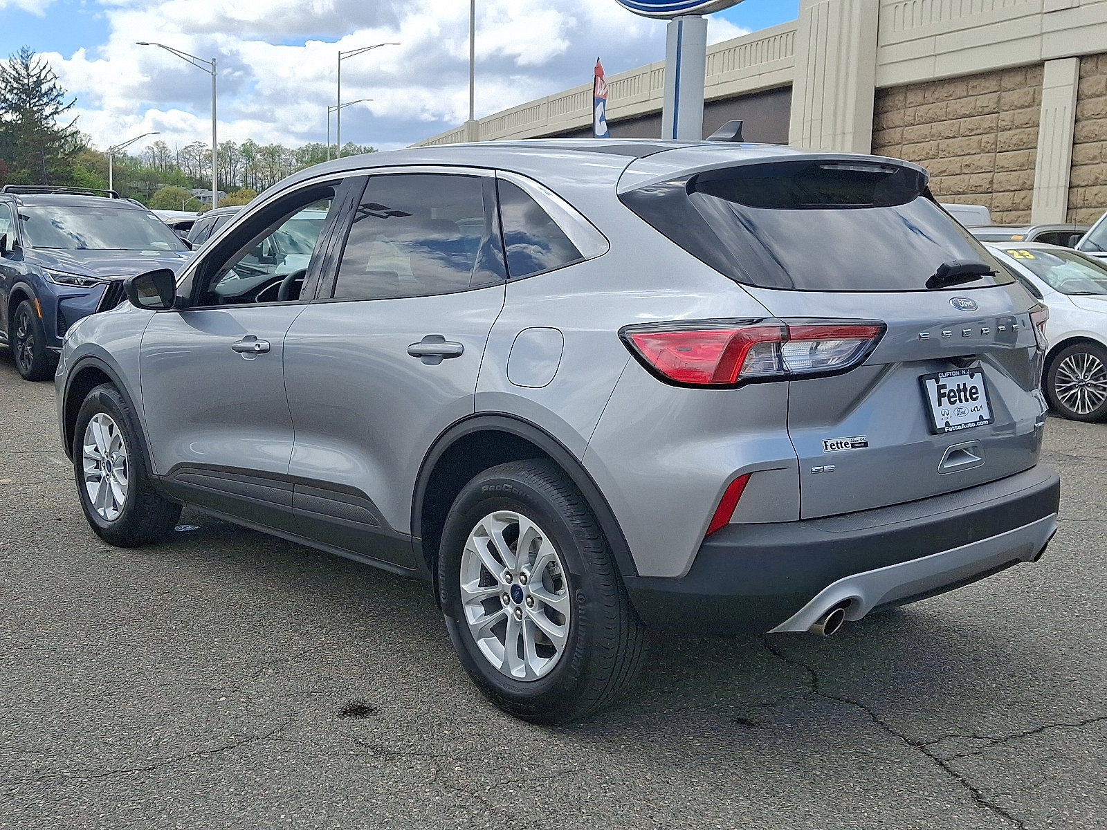 2022 Ford Escape SE