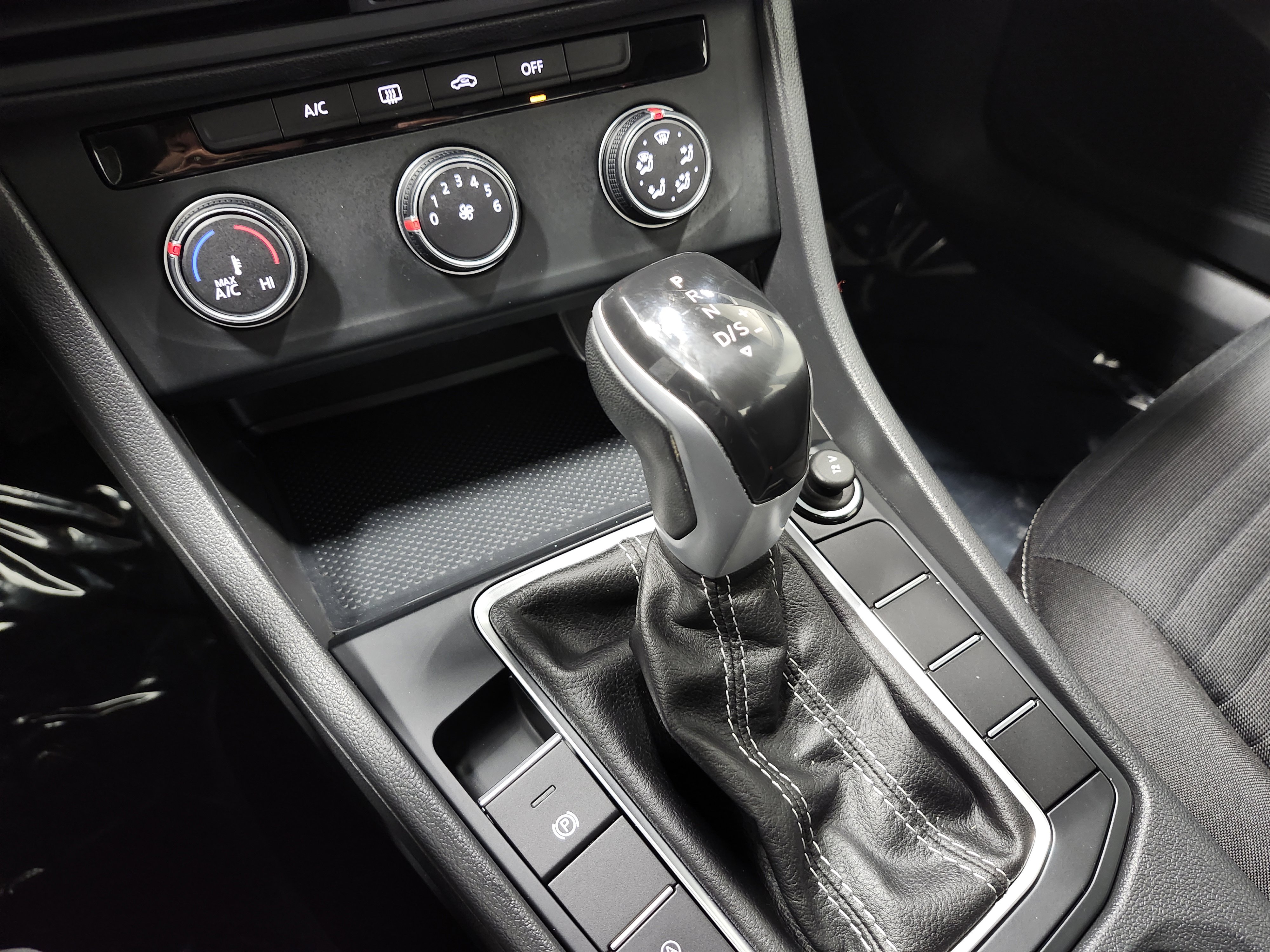 2022 Volkswagen Jetta S