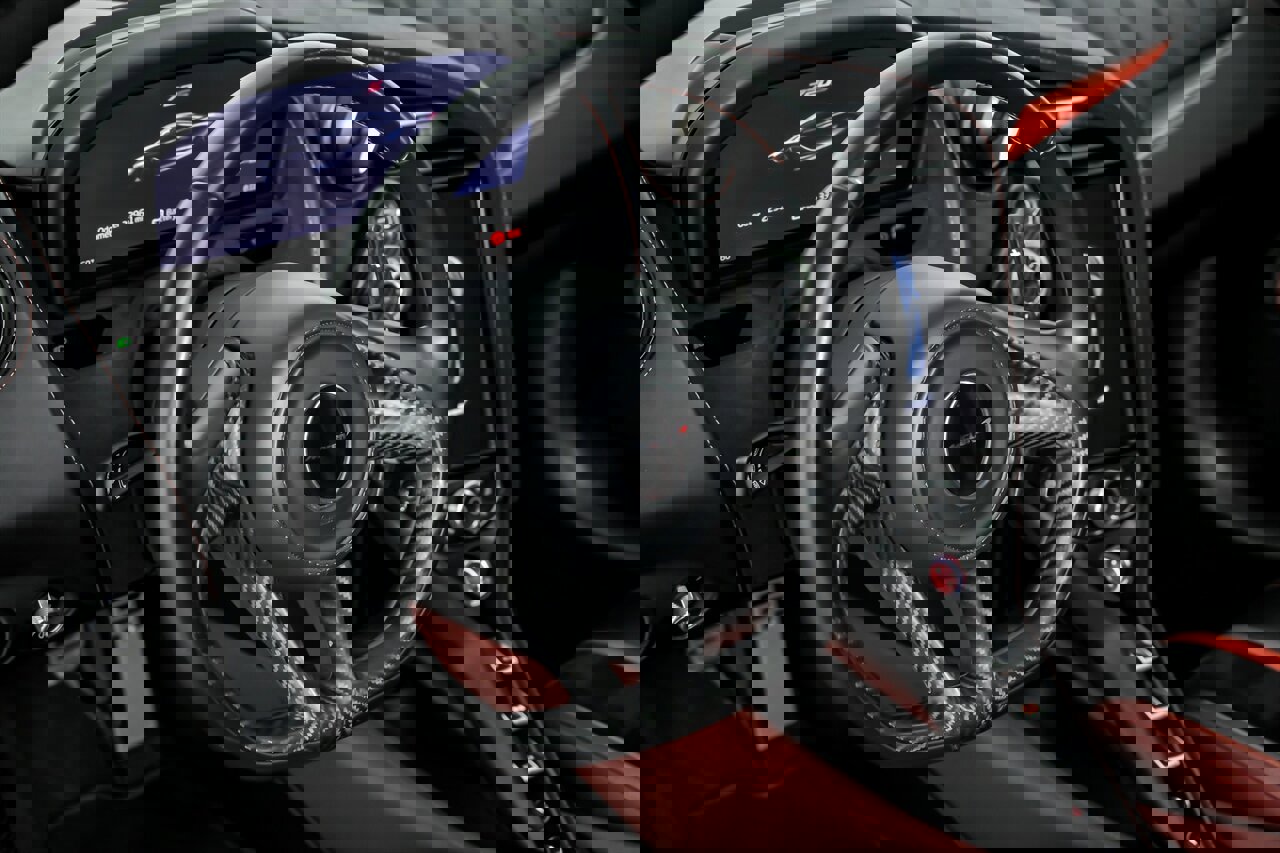 Used 2018 McLaren 720S Performance photo 24