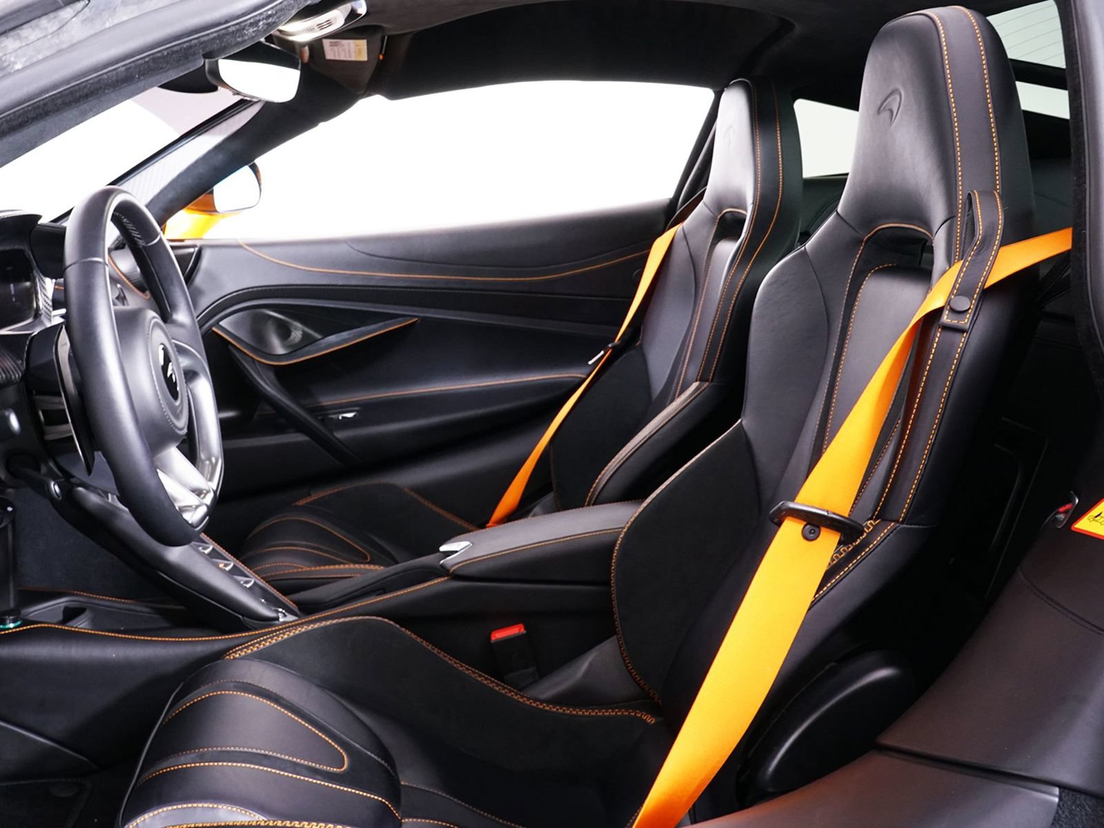 Used 2024 McLaren 750S photo 9