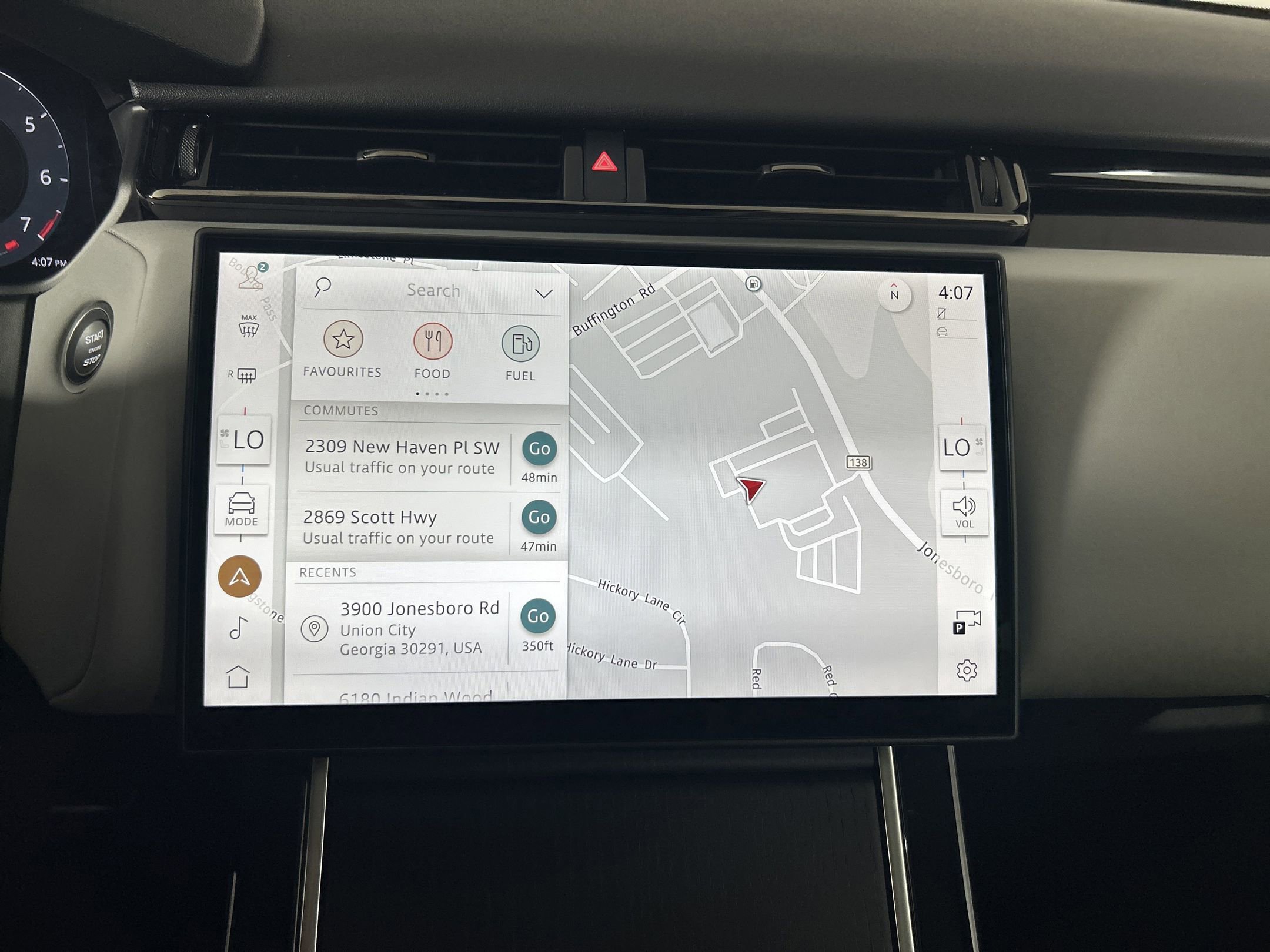 2025 Land Rover Range Rover Velar Dynamic SE