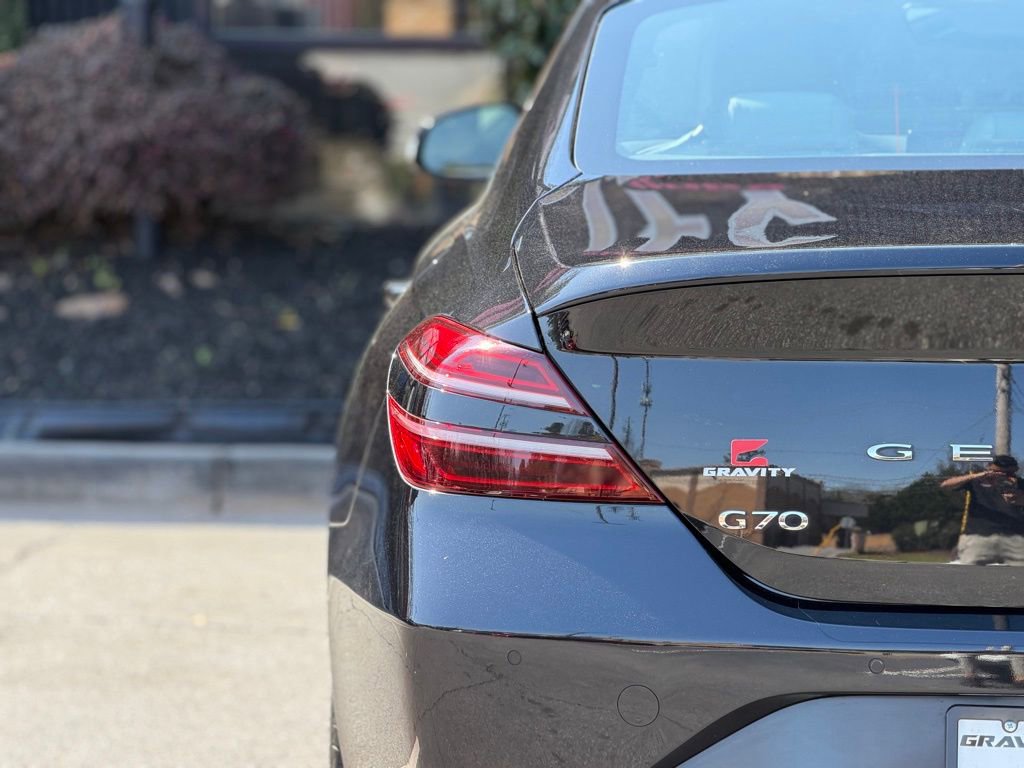 2023 Genesis G70 2.0T