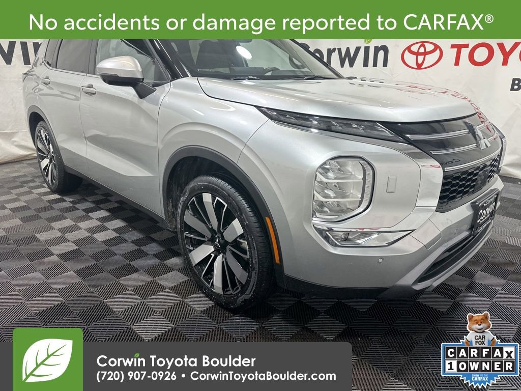 2025 Mitsubishi Outlander SE