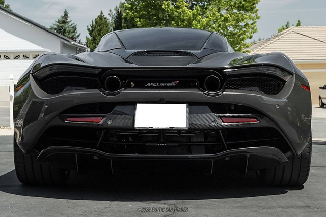 Used 2018 McLaren 720S Luxury photo 7