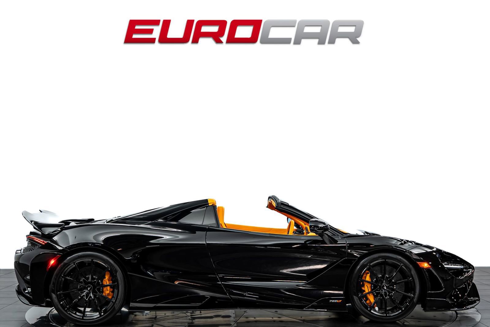 Used 2022 McLaren 765LT photo 7