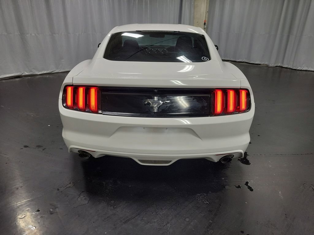 2017 Ford Mustang Coupe