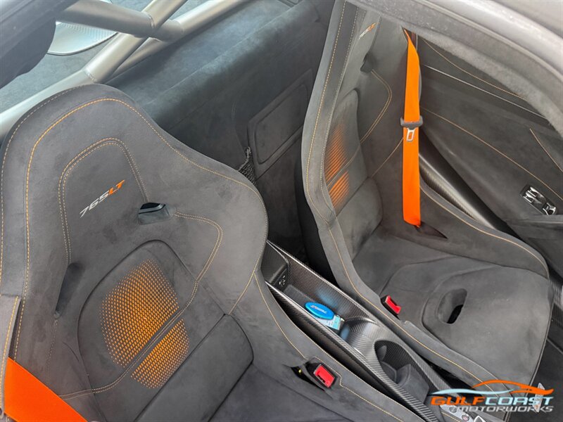 Used 2021 McLaren 765LT photo 35