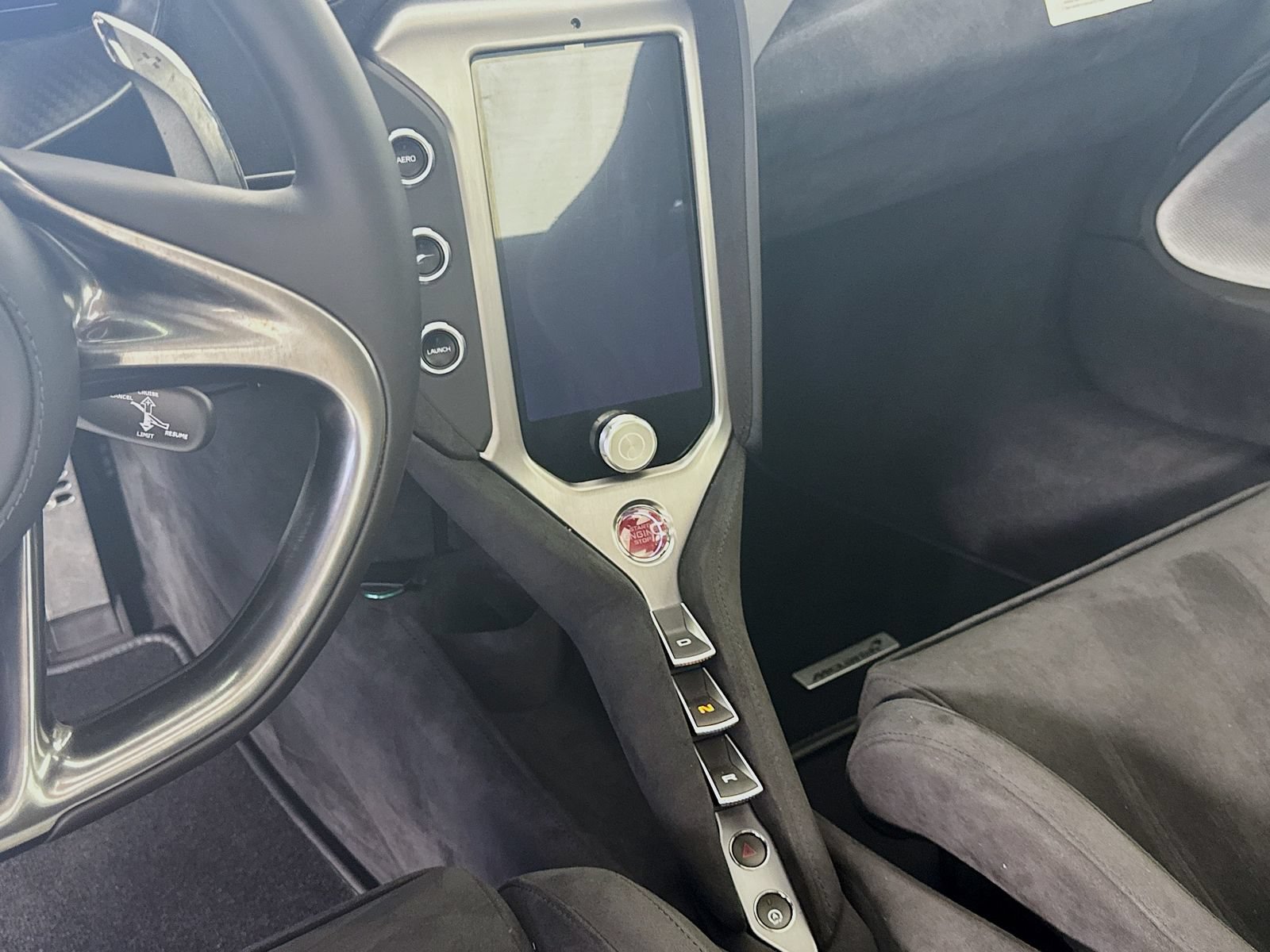 Used 2024 McLaren 750S photo 13