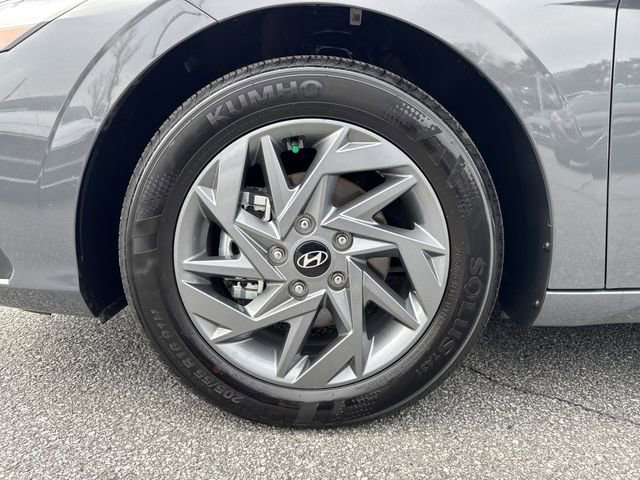 2025 Hyundai Elantra Blue