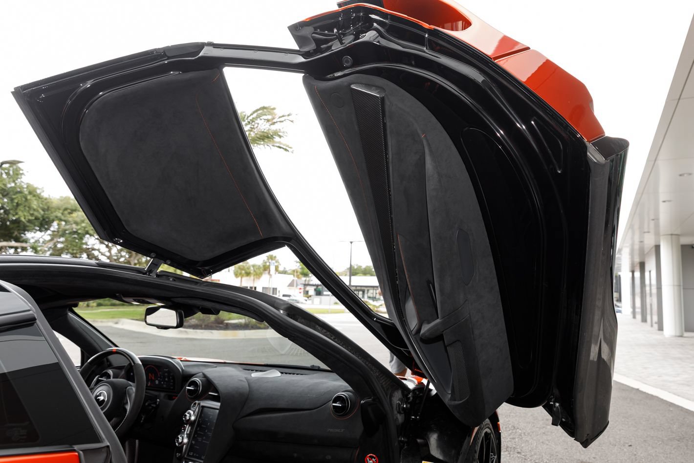 Used 2021 McLaren 765LT photo 70