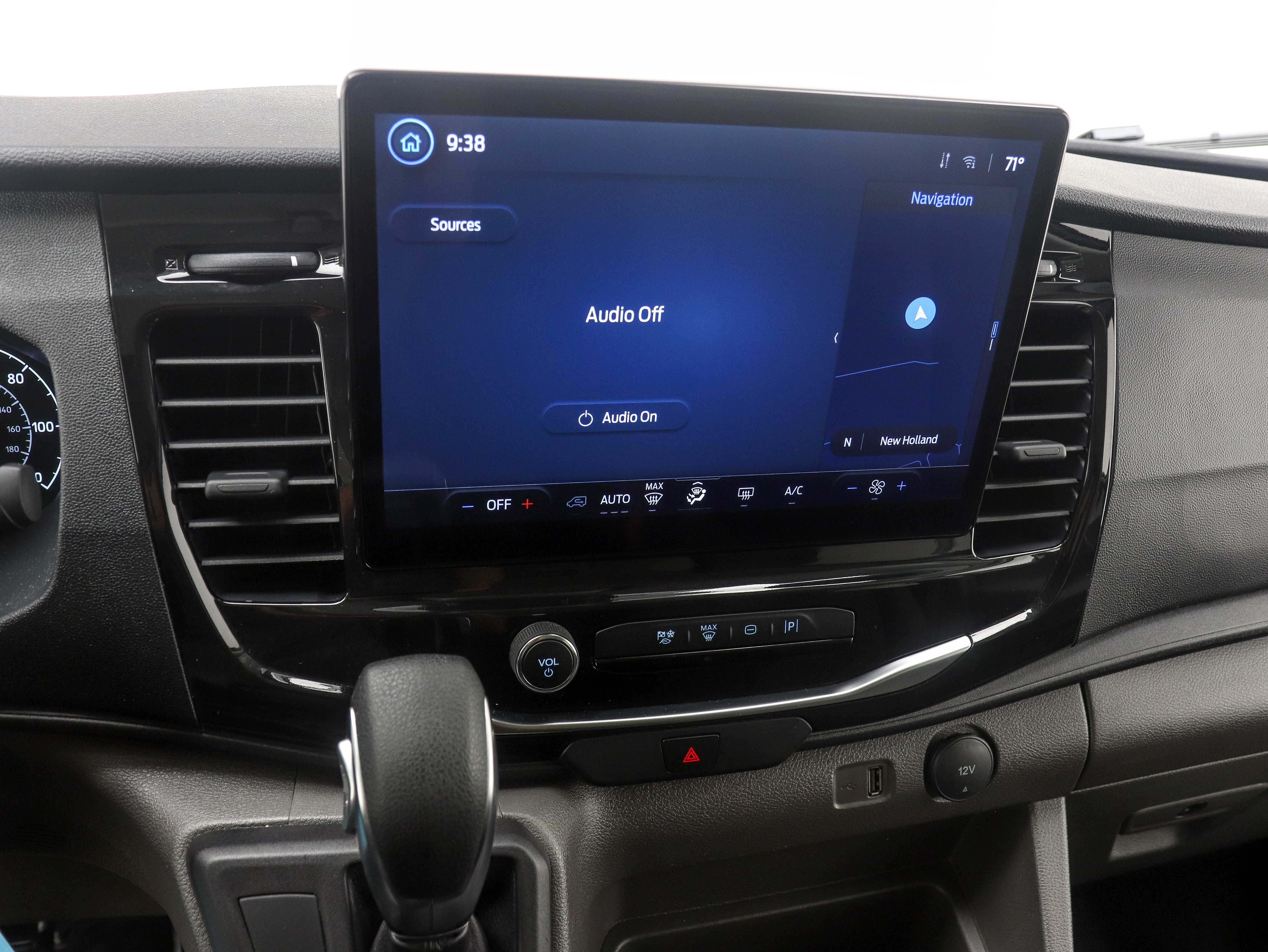 2025 Ford Transit Passenger Van XLT - Photo 26
