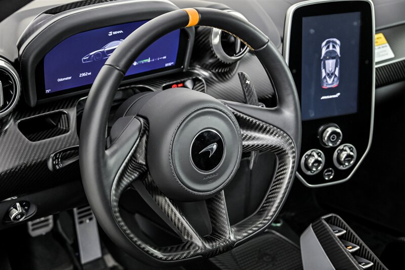 Used 2019 McLaren Senna photo 28
