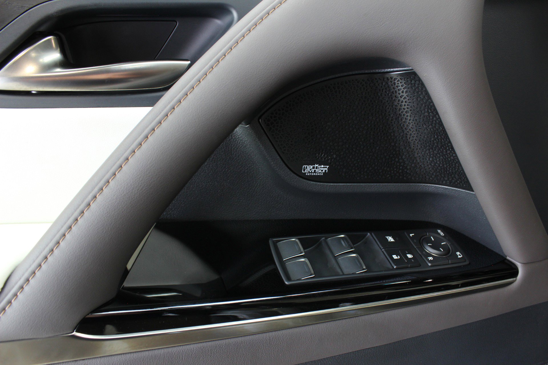 2023 Lexus LX 600 4WD