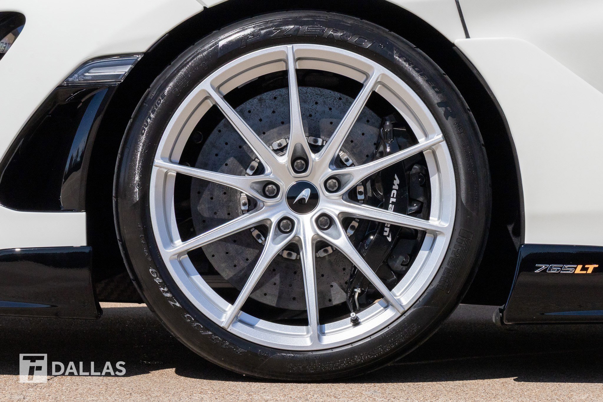 Used 2021 McLaren 765LT photo 9