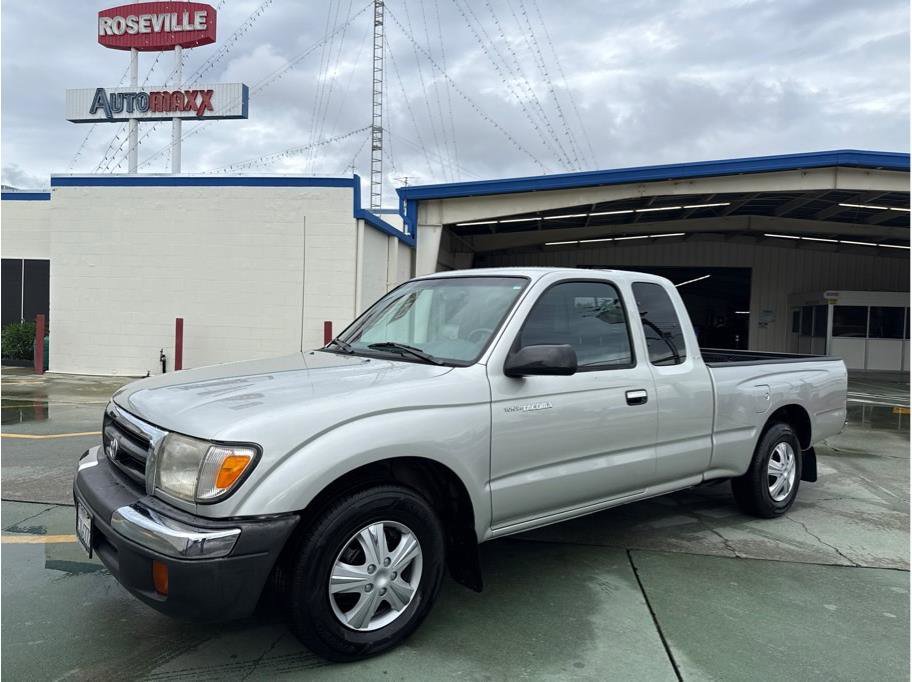 Used 2000 Toyota Tacoma 2WD Xtracab