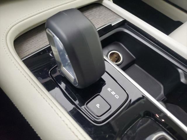 2023 Volvo S90 B6 Plus