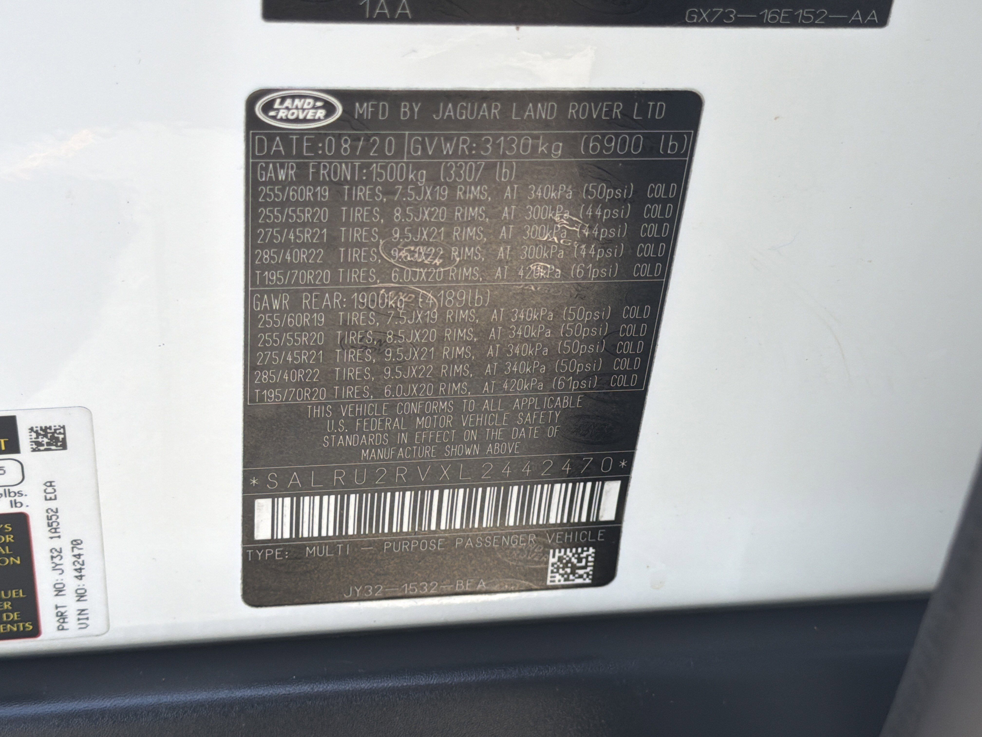 2020 Land Rover Discovery Landmark