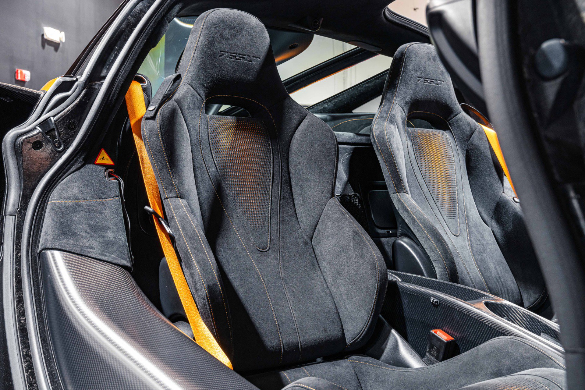 Used 2021 McLaren 765LT photo 39