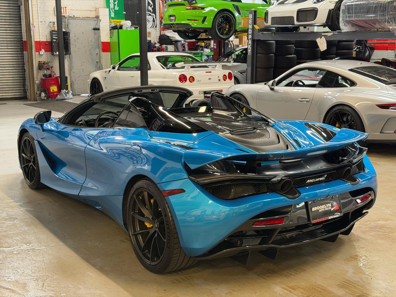 Used 2020 McLaren 720S Luxury photo 11
