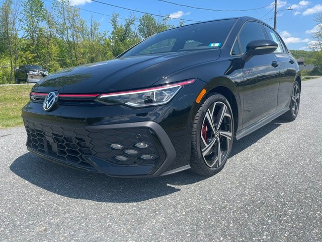 Used 2025 Volkswagen GTI SE