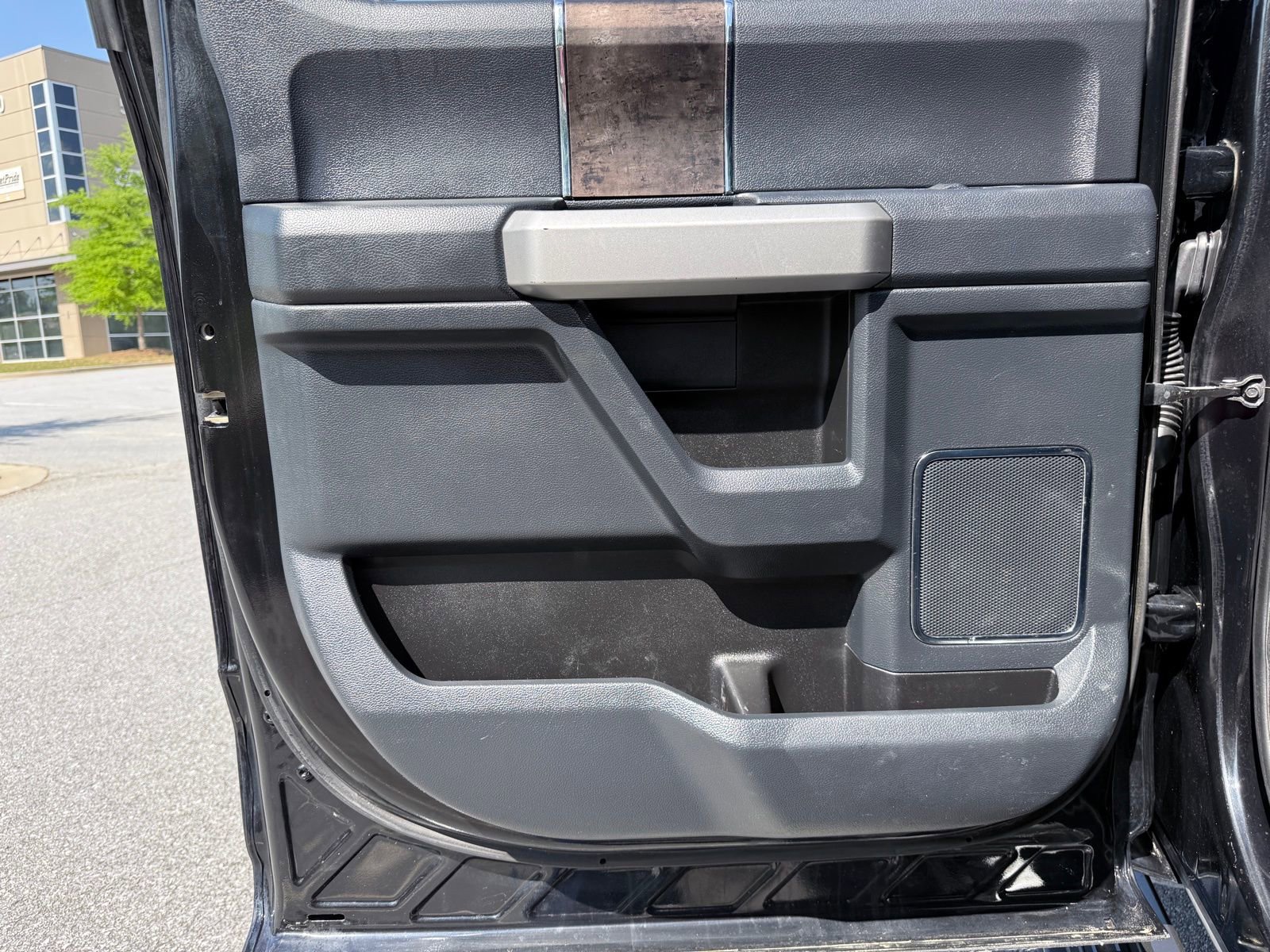 2022 Ford F350 Lariat