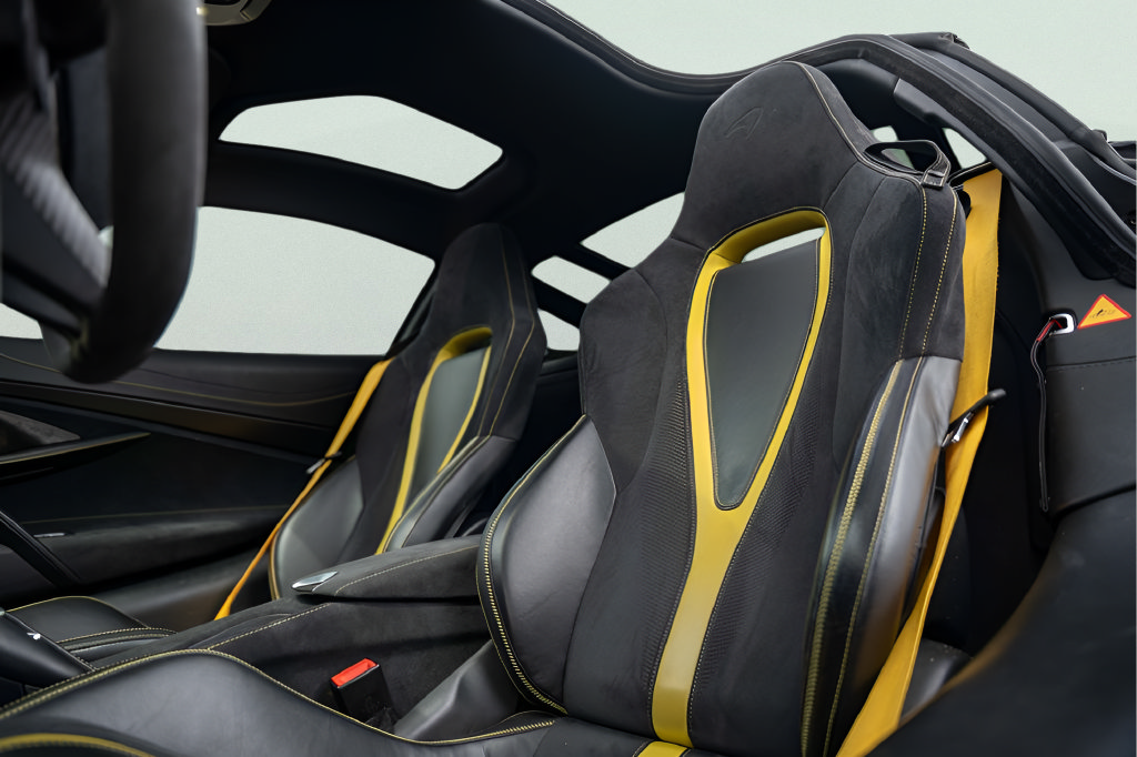 Used 2018 McLaren 720S photo 38