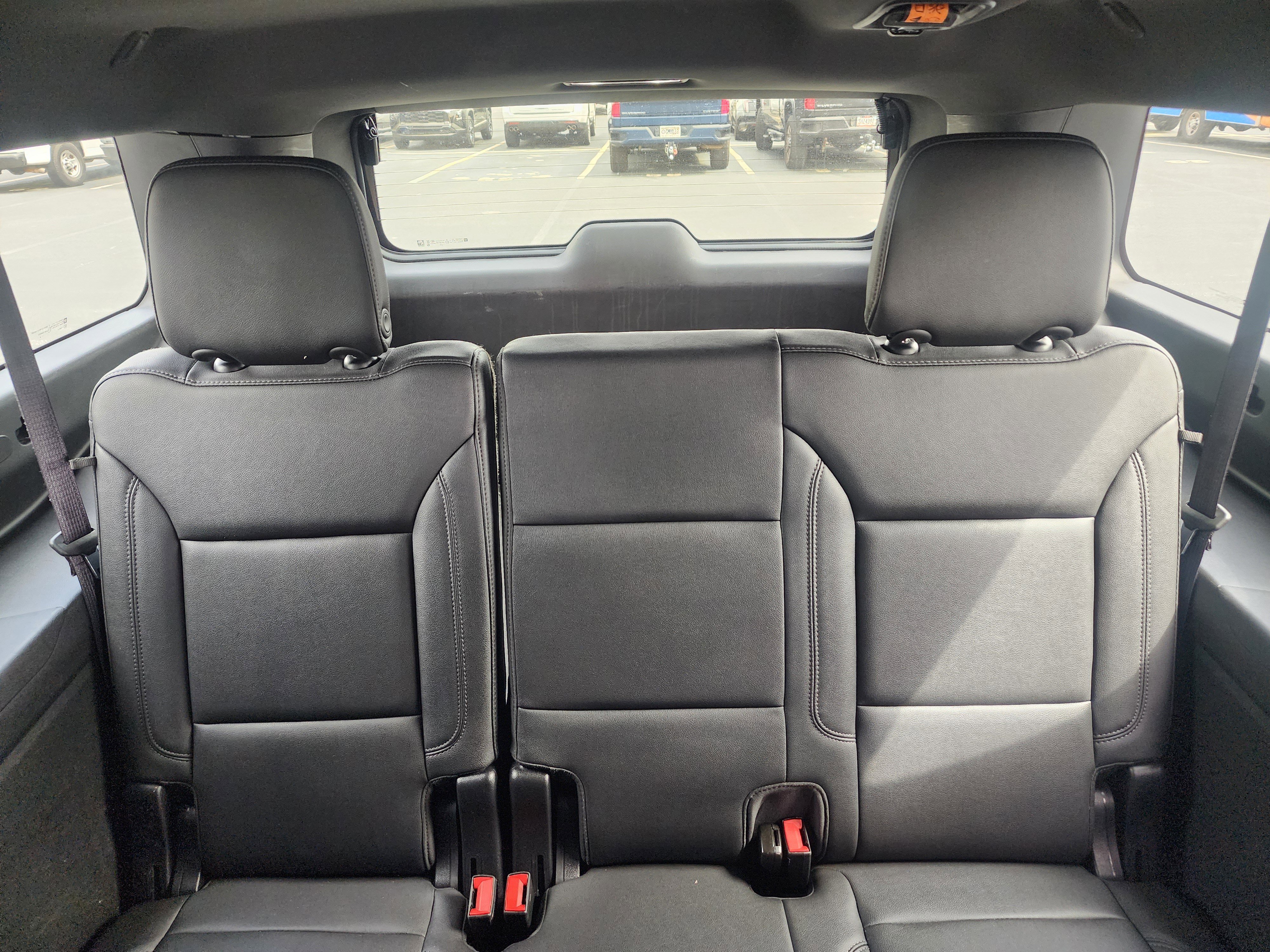 2024 Chevrolet Suburban LT