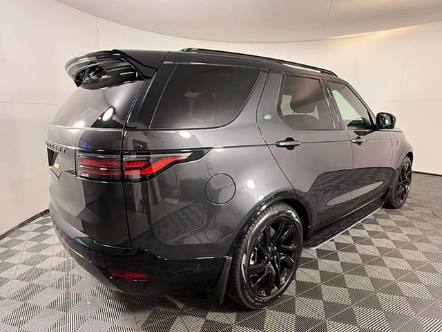 2025 Land Rover Discovery Dynamic SE
