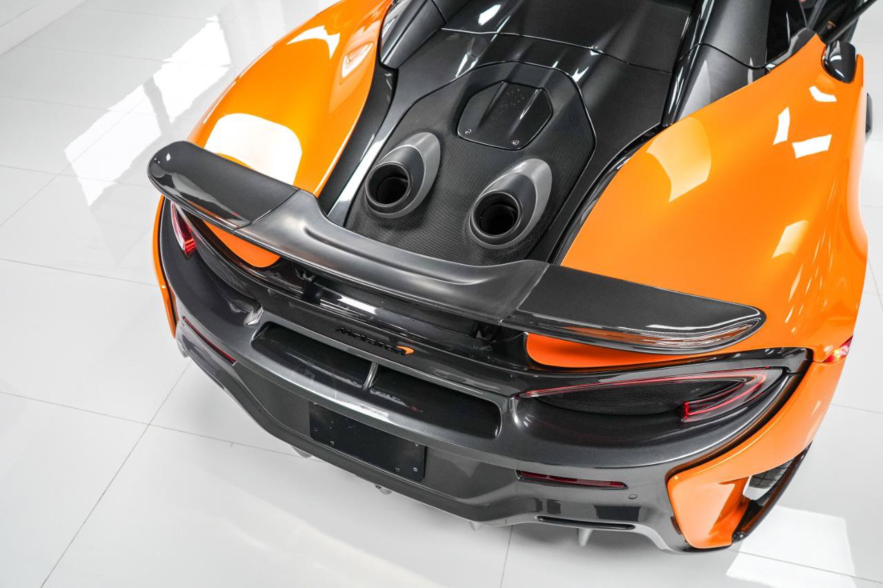 Used 2020 McLaren 600LT Spider photo 11