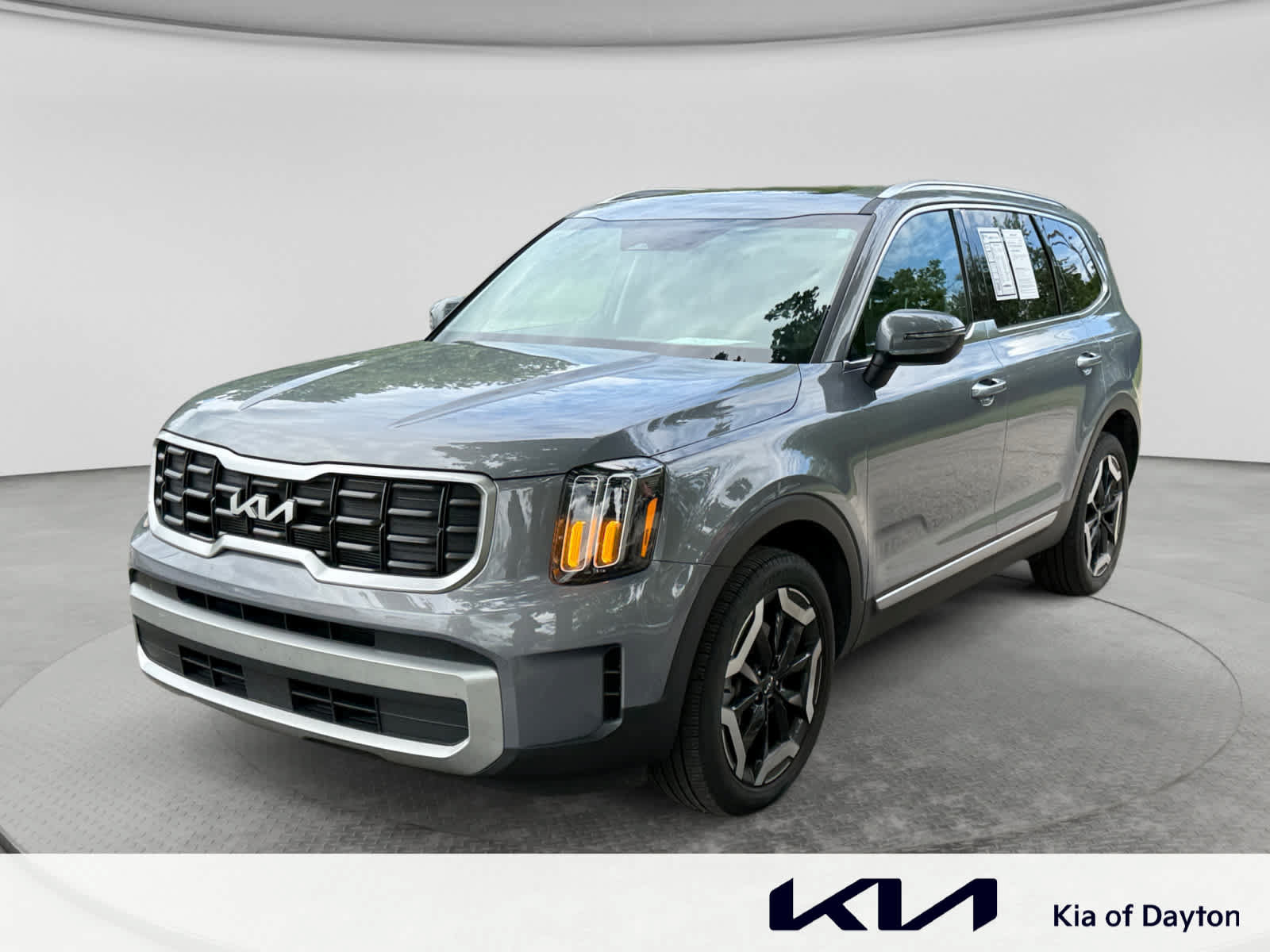 Used 2024 Kia Telluride S w/ S Sunroof Package