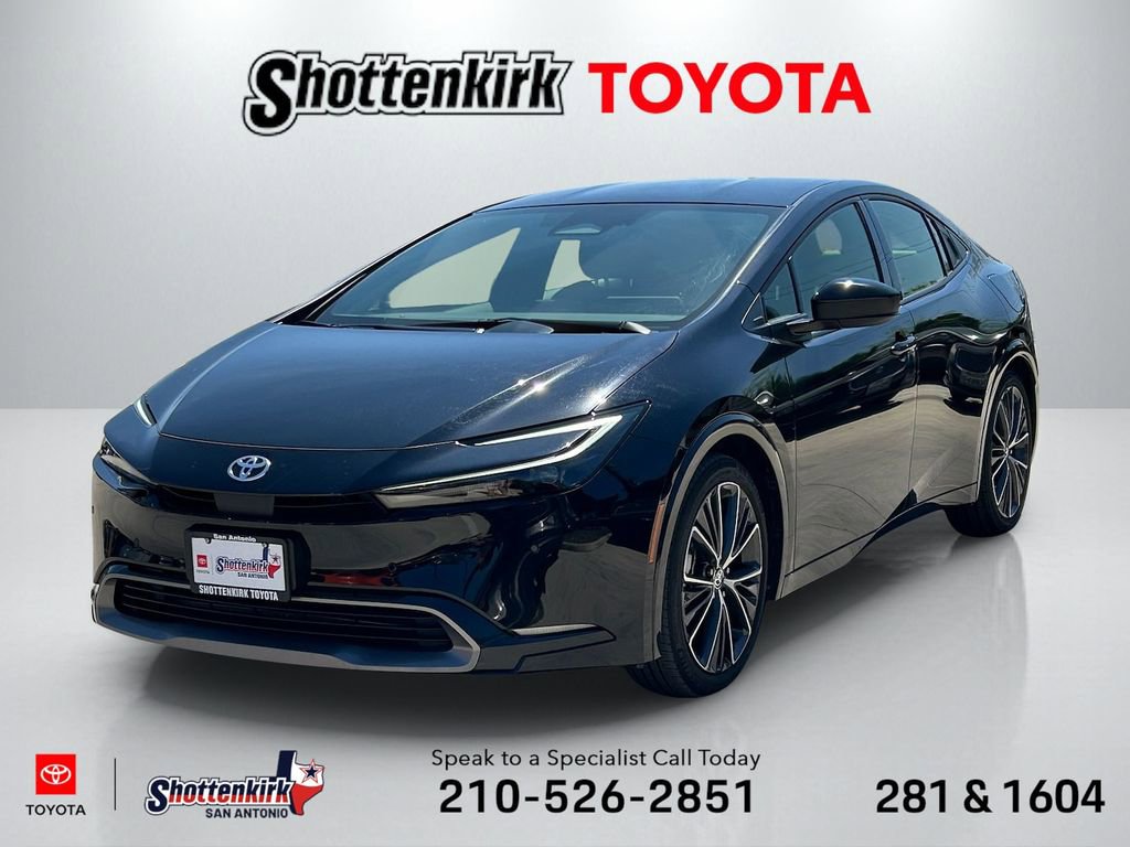 2025 Toyota Prius XLE
