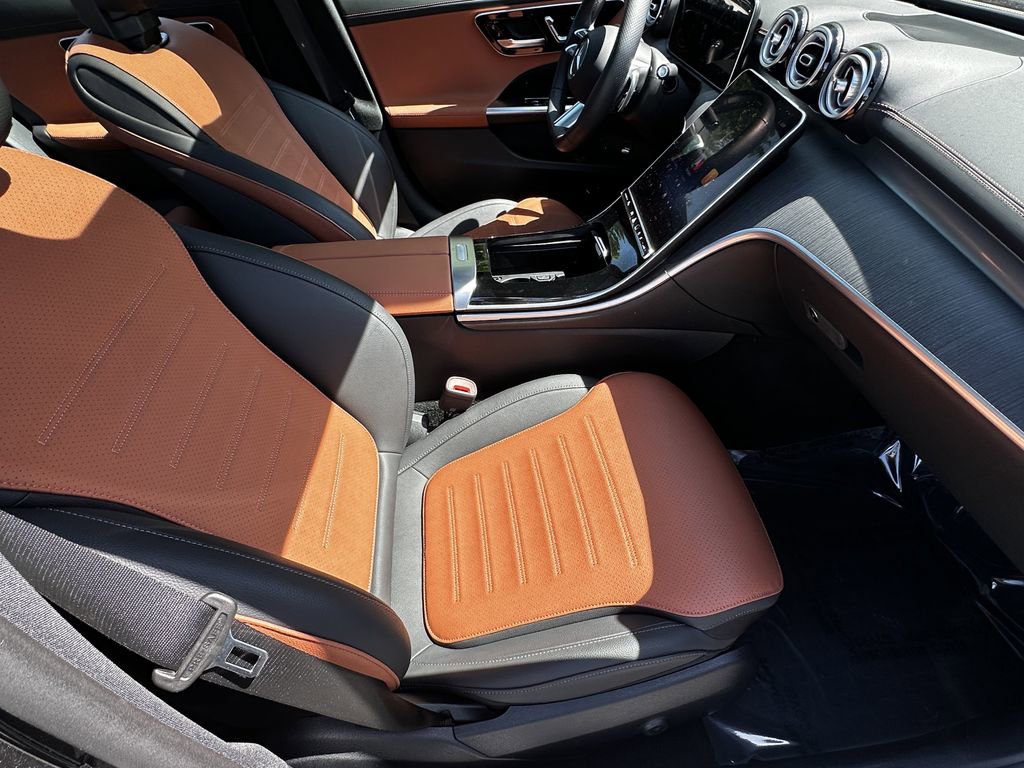 2025 Mercedes-Benz C 300 Sedan