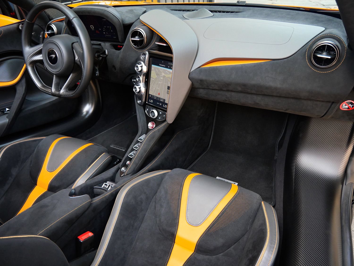 Used 2023 McLaren 720S Performance photo 10