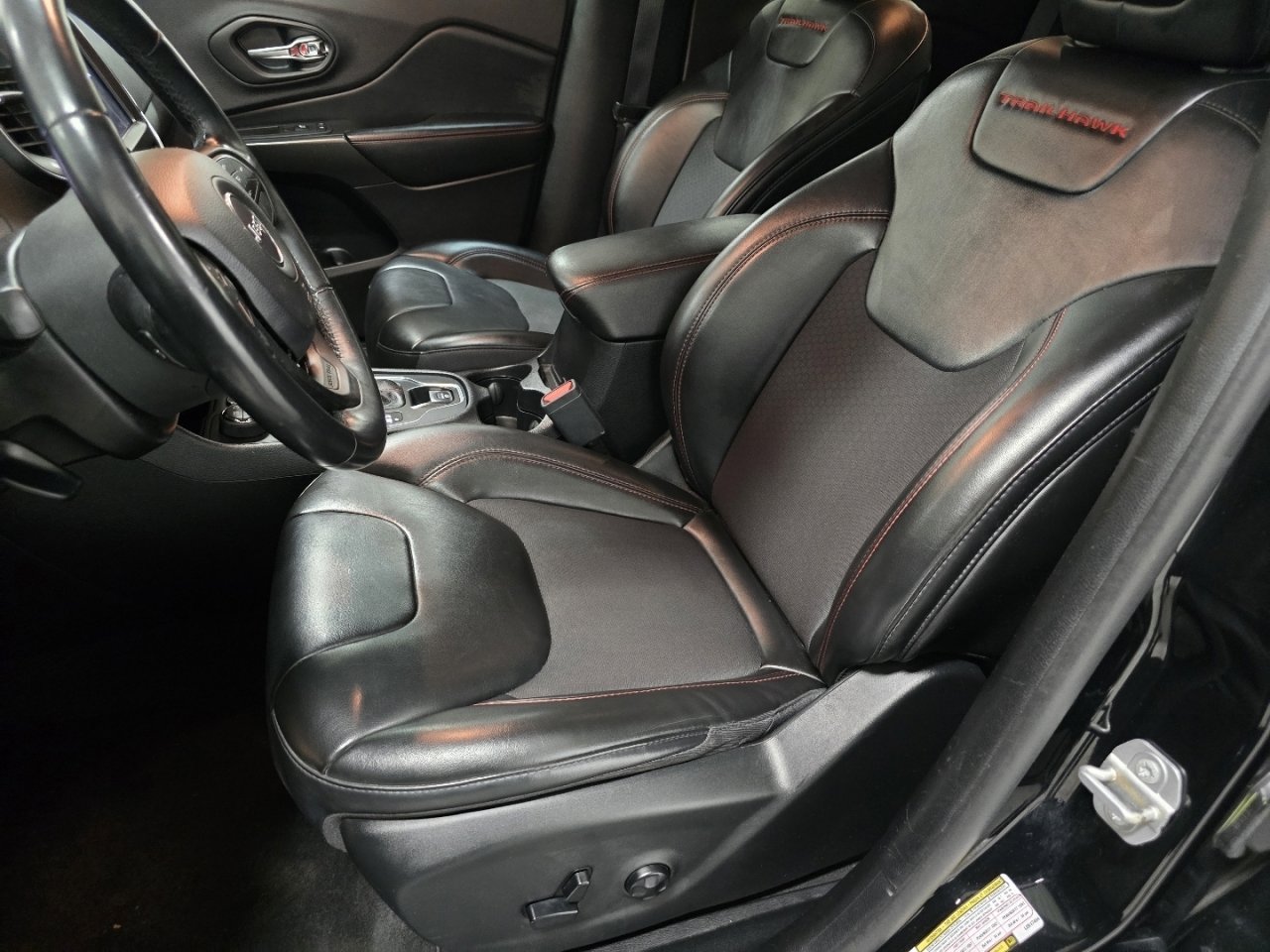 2020 Jeep Cherokee Trailhawk