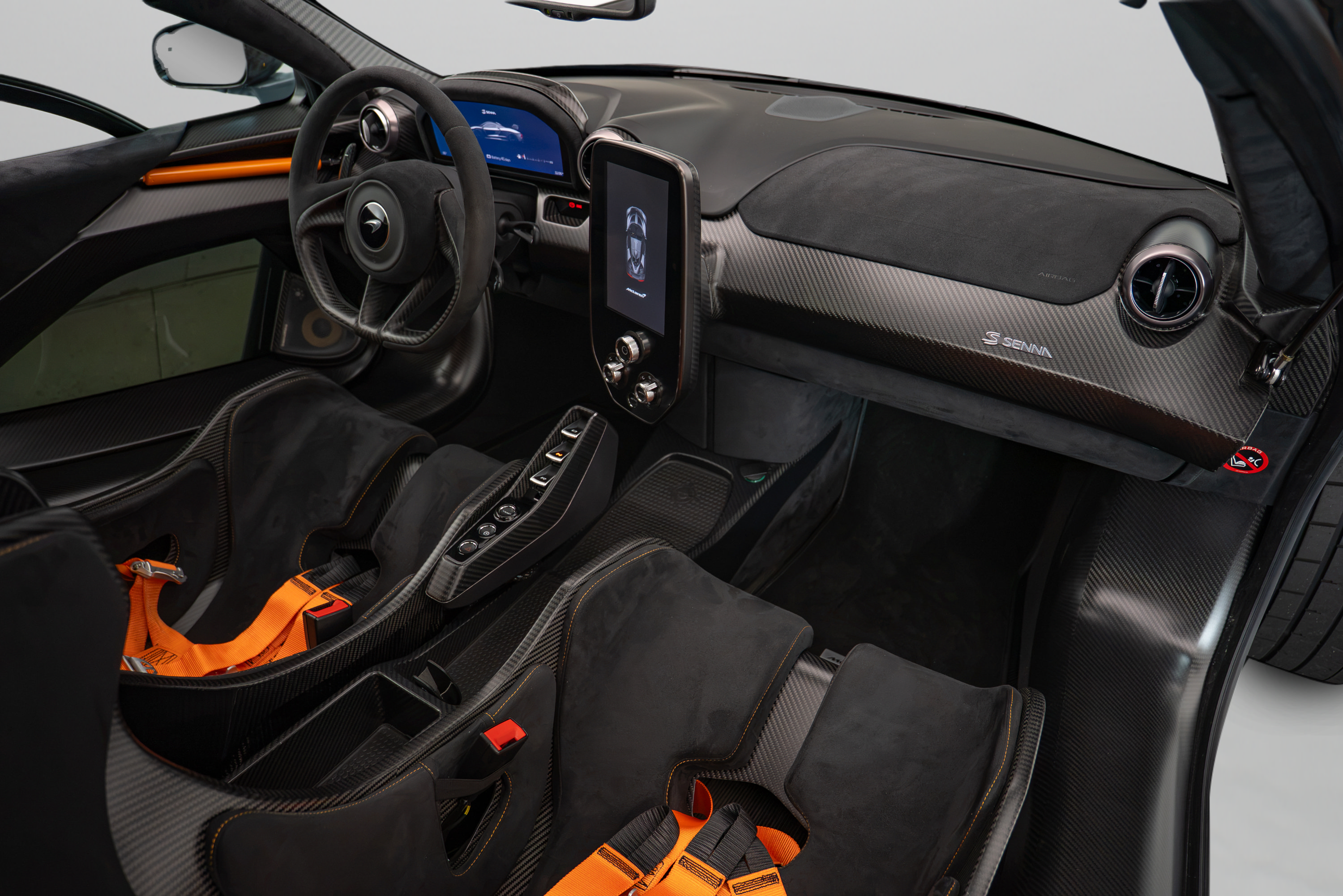 Used 2019 McLaren Senna photo 10