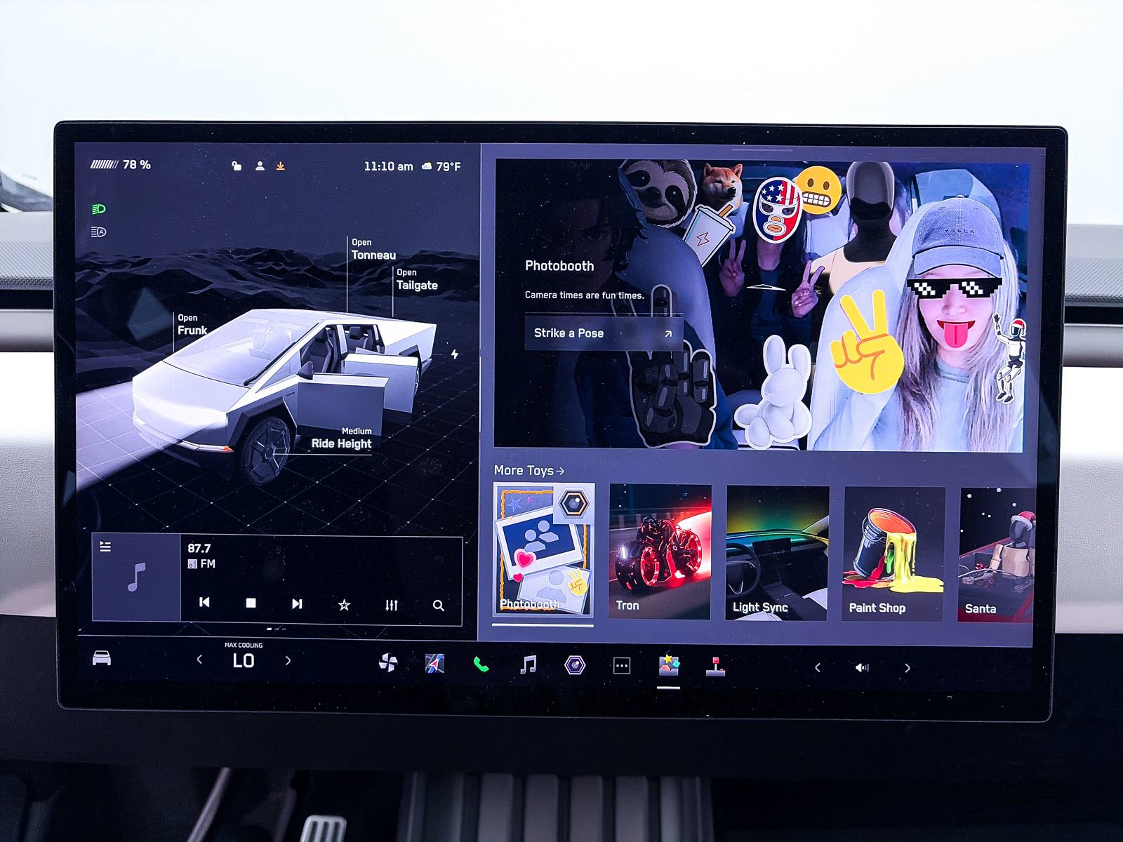 2024 Tesla Cybertruck AWD Crew Cab