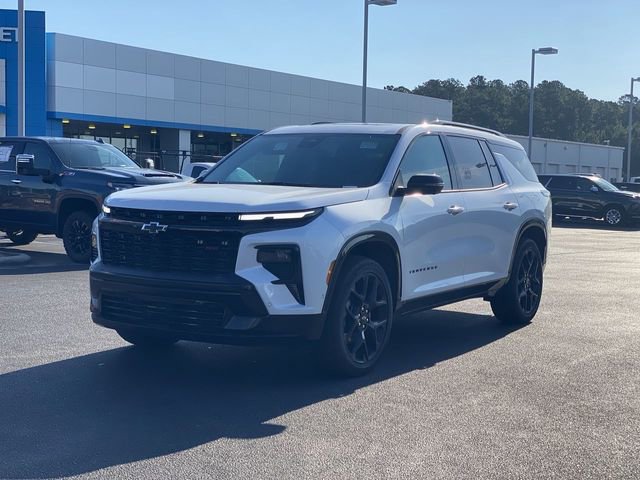 Used 2024 Chevrolet Traverse RS